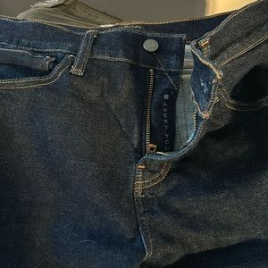 Lucky Brand 110 Slim Jeans 33x32 new no tags